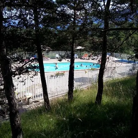 Camping La Chabannerie Campsite Saint-Martin-de-Clelles